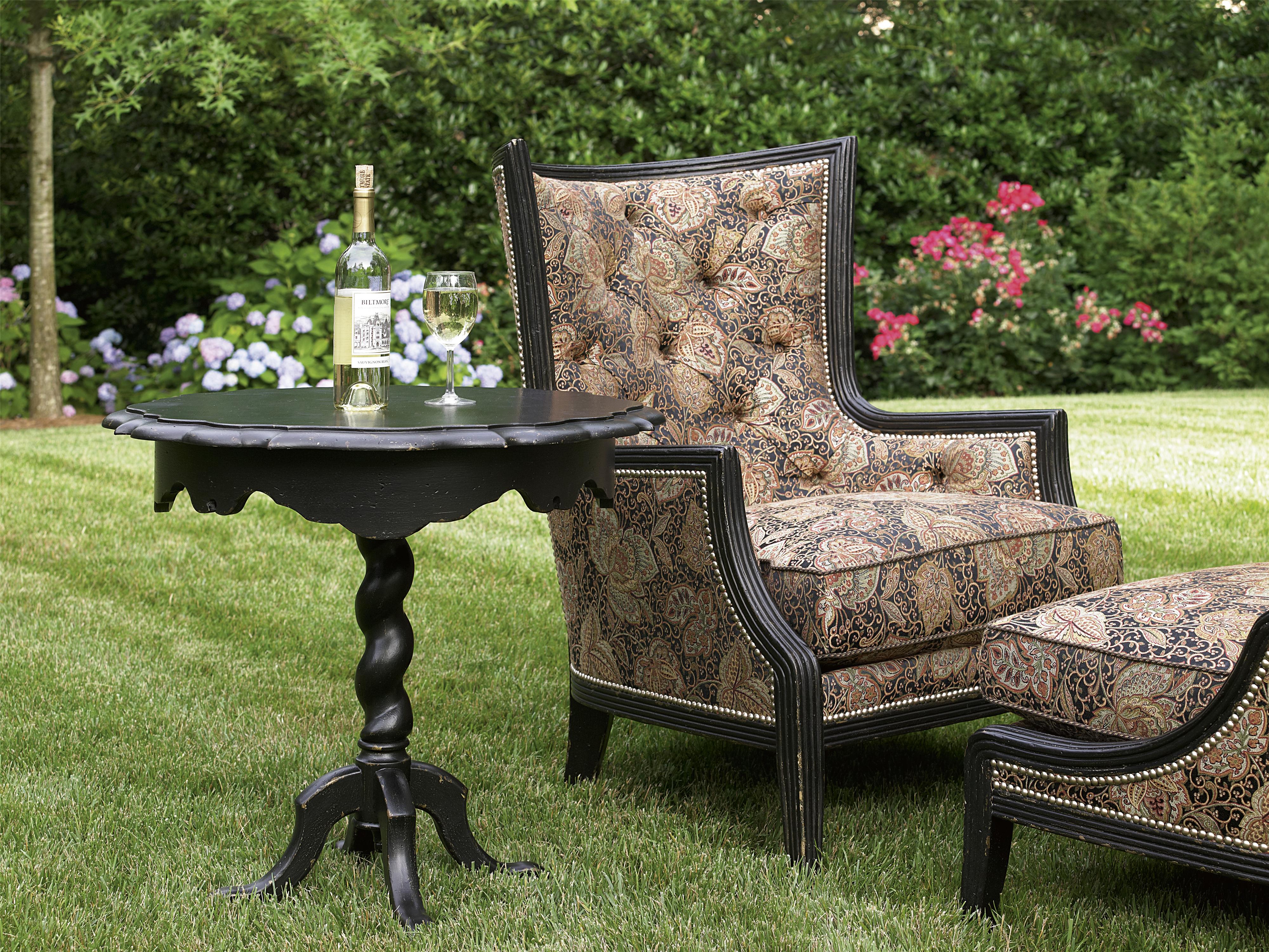 Fine Furniture Design Biltmore 1347970 Scalloped Side Table with